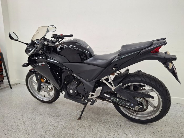 2011 Honda CBR250R Black