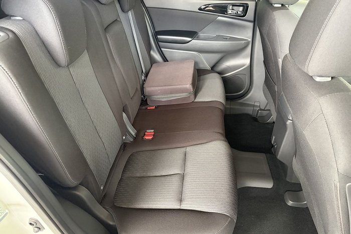 2024 Mitsubishi Eclipse Cross PHEV ES