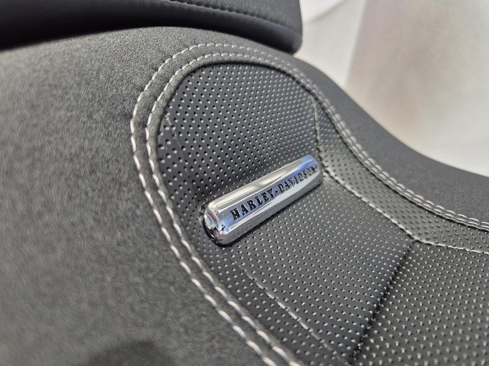 2026 Harley-Davidson Breakout 117 (FXBR) Softail Orange