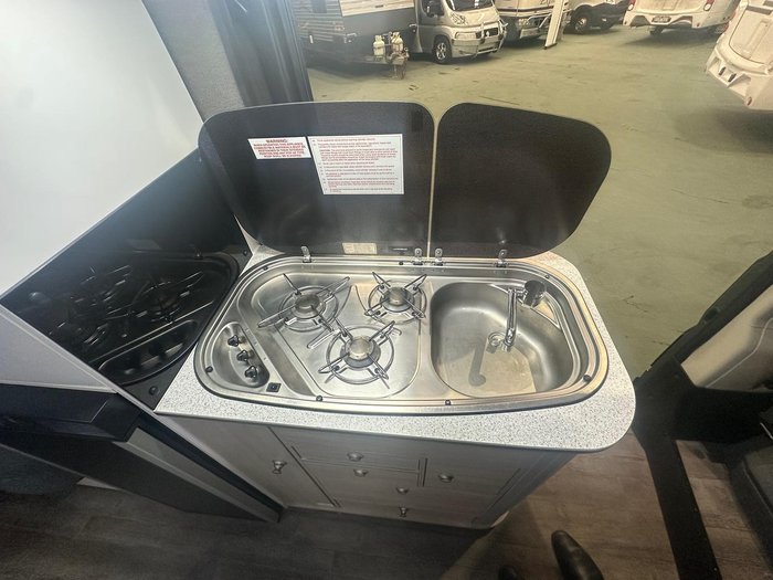 2021 Avida Escape