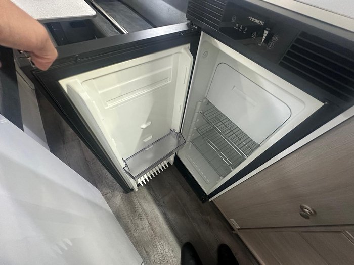 2021 Avida Escape