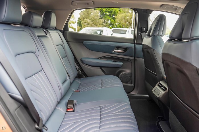 2025 Nissan Ariya Evolve FE0 MY25 Four Wheel Drive Akatsuki Copper/Black Roof