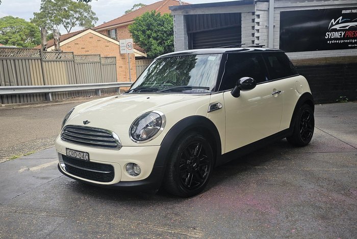 2013 MINI Hatch Cooper D Baker Street R56 LCI Pepper White