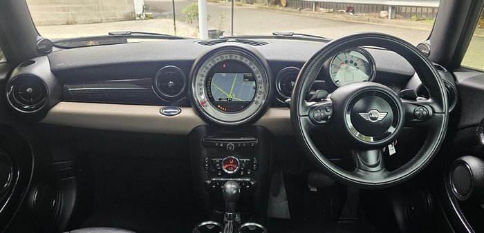 2013 MINI Hatch Cooper D Baker Street R56 LCI Pepper White