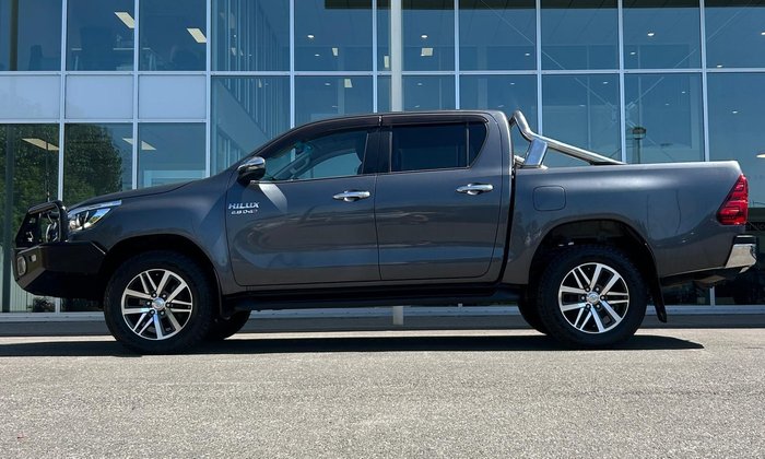 2018 Toyota Hilux SR5