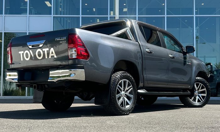 2018 Toyota Hilux SR5
