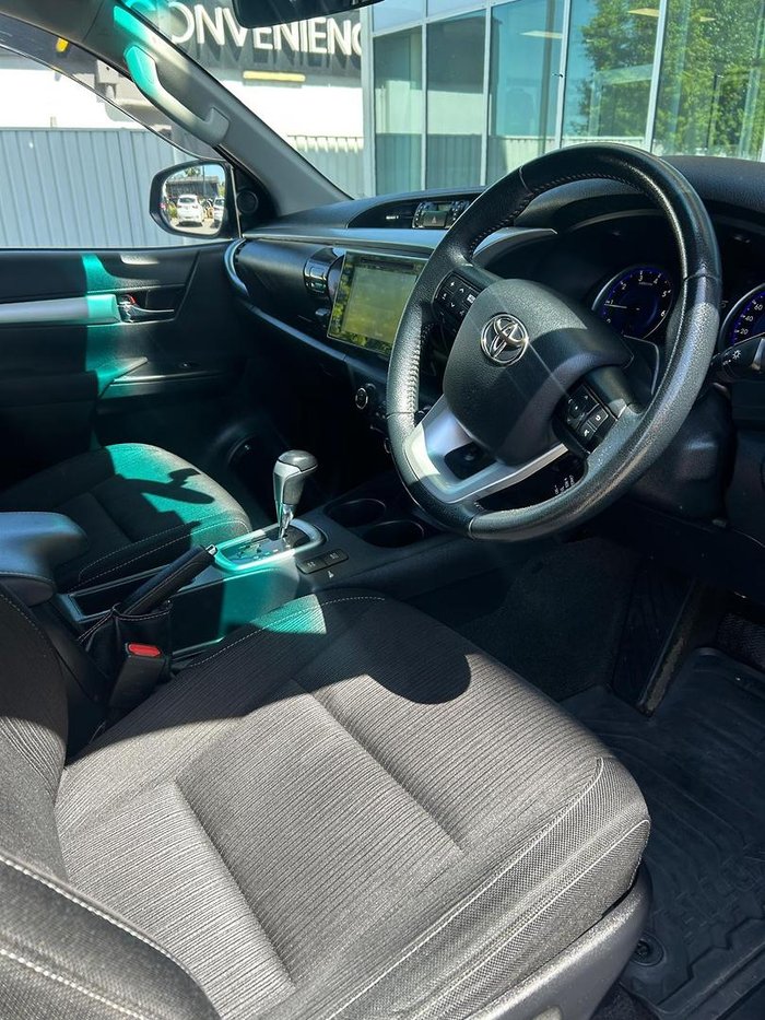 2018 Toyota Hilux SR5