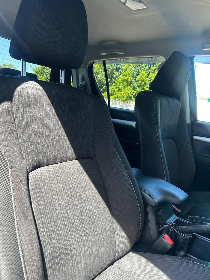 2018 Toyota Hilux SR5