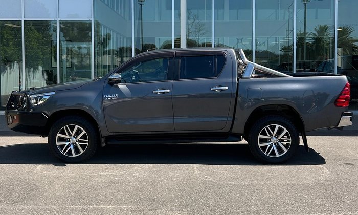 2018 Toyota Hilux SR5