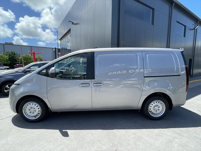 2024 Hyundai STARIA LOAD