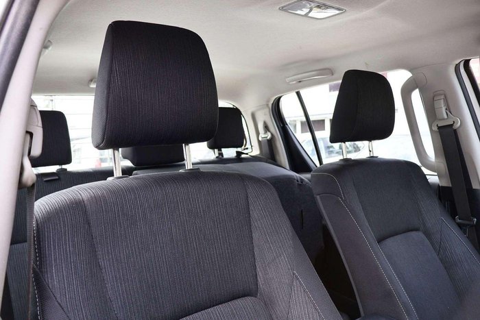 2022 Toyota Hilux SR