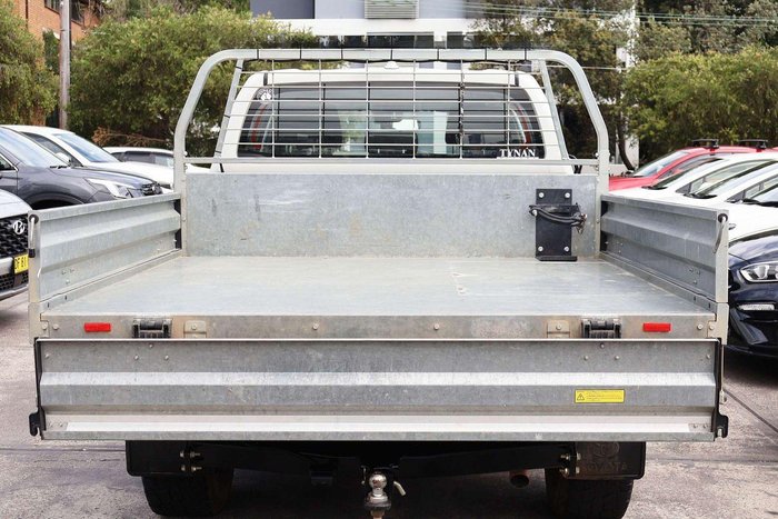 2022 Toyota Hilux SR