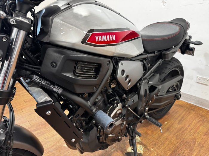 2019 Yamaha XSR700 SILVER