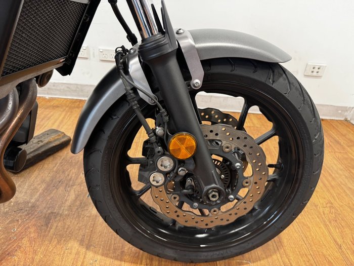 2019 Yamaha XSR700 SILVER