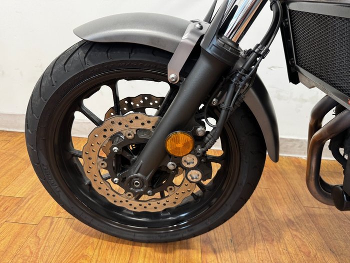 2019 Yamaha XSR700 SILVER