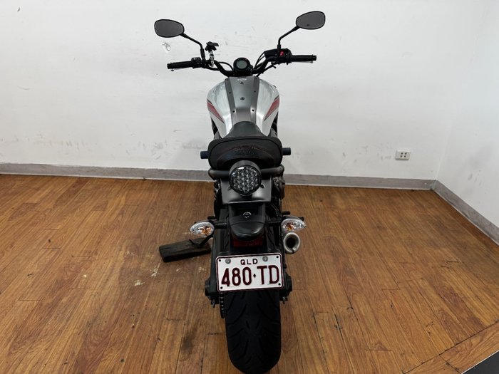 2019 Yamaha XSR700 SILVER