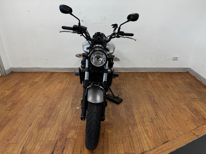 2019 Yamaha XSR700 SILVER