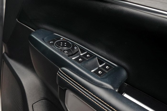 2023 Ford Everest Platinum