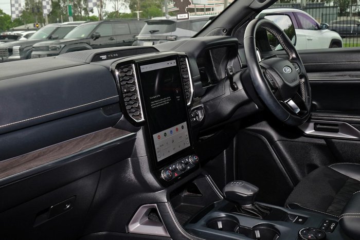 2023 Ford Everest Platinum