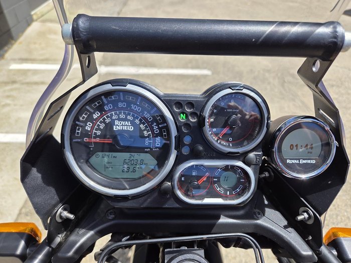 2022 Royal Enfield Himalayan E5 Mid