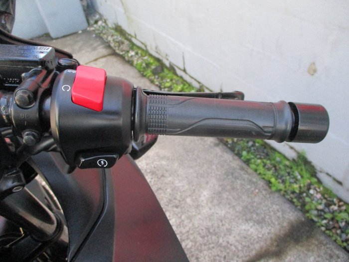 Honda 2015 Honda 300cc CBR300RFUSE BLACK