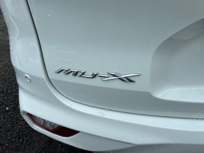 2024 Isuzu MU-X LS-M