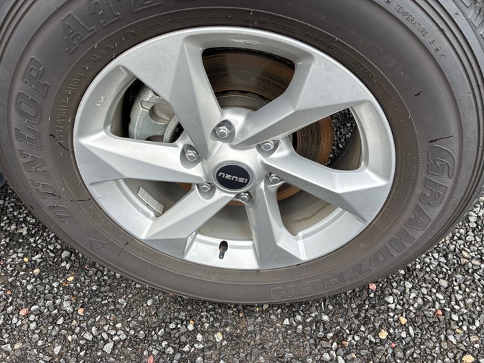 2024 Isuzu MU-X LS-M