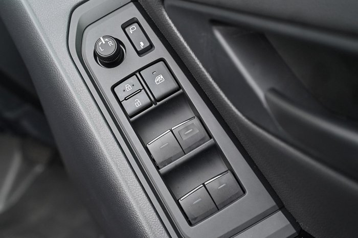 2025 Toyota Landcruiser GX FJA300R 4X4 Dual Range Eclipse Black