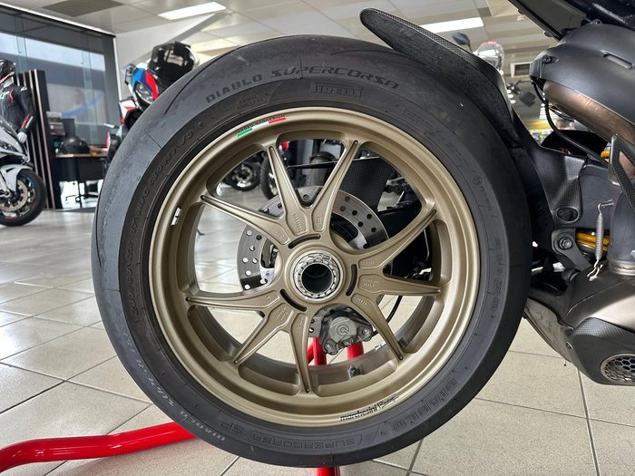 2020 Ducati Panigale V4 25 Anniversario 916 Panigale V4 Red