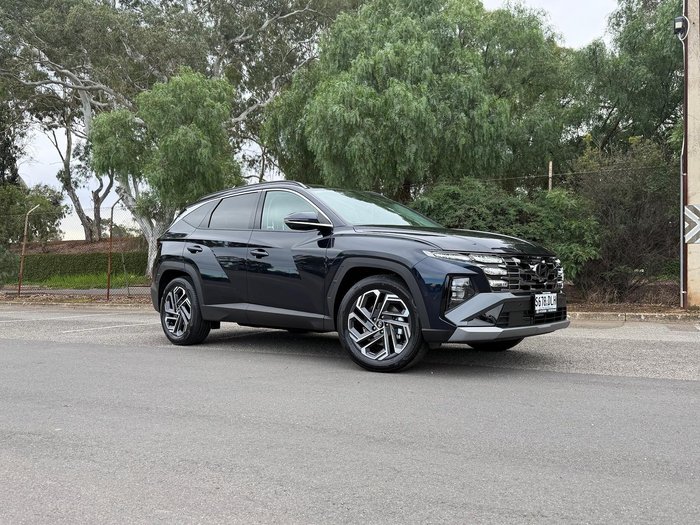 2026 Hyundai Tucson Hybrid Premium
