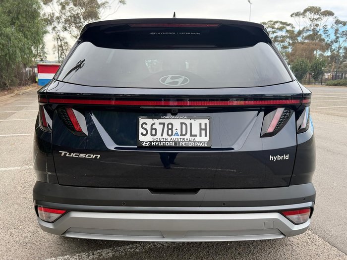 2026 Hyundai Tucson Hybrid Premium