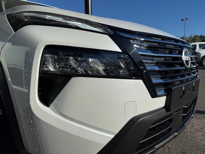 2025 Nissan X-TRAIL ST