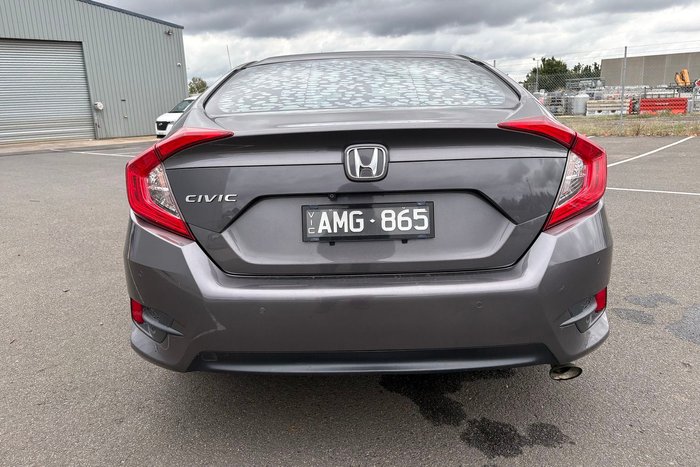 2016 Honda Civic VTi-S