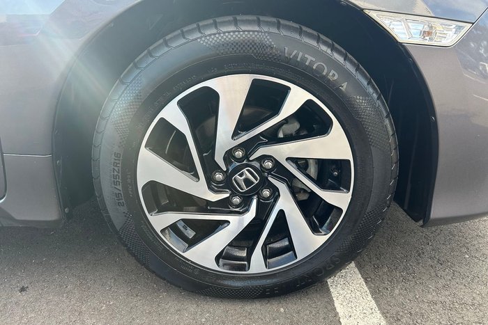 2016 Honda Civic VTi-S