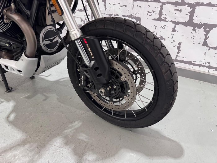 2021 Moto Guzzi V85 TT Travel V85 Beige