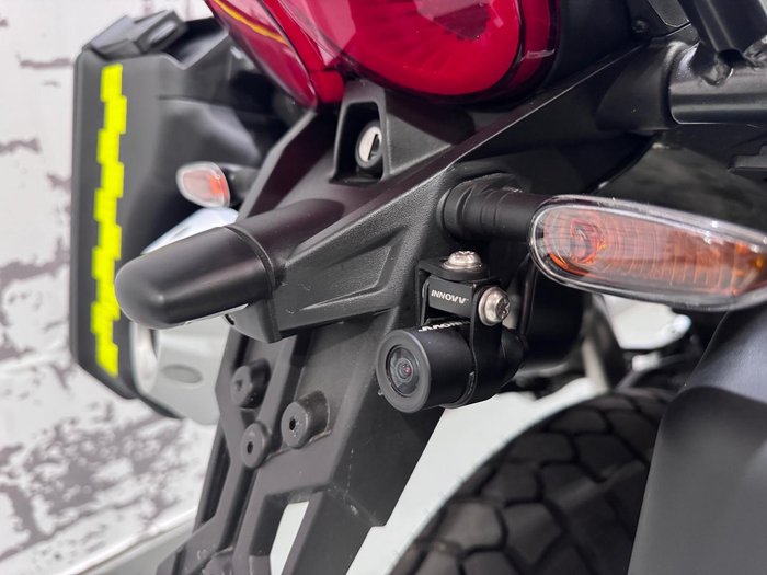 2021 Moto Guzzi V85 TT Travel V85 Beige