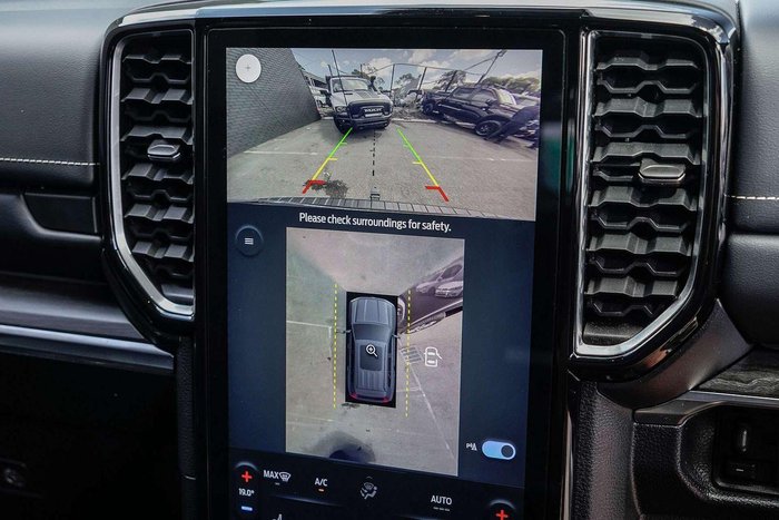 2023 Ford Everest Platinum