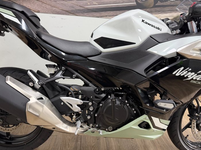 2026 Kawasaki 2026 Kawasaki 500CC NINJA 500 SE (LAMS) SPORTS WHITE