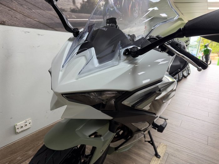 2026 Kawasaki 2026 Kawasaki 500CC NINJA 500 SE (LAMS) SPORTS WHITE