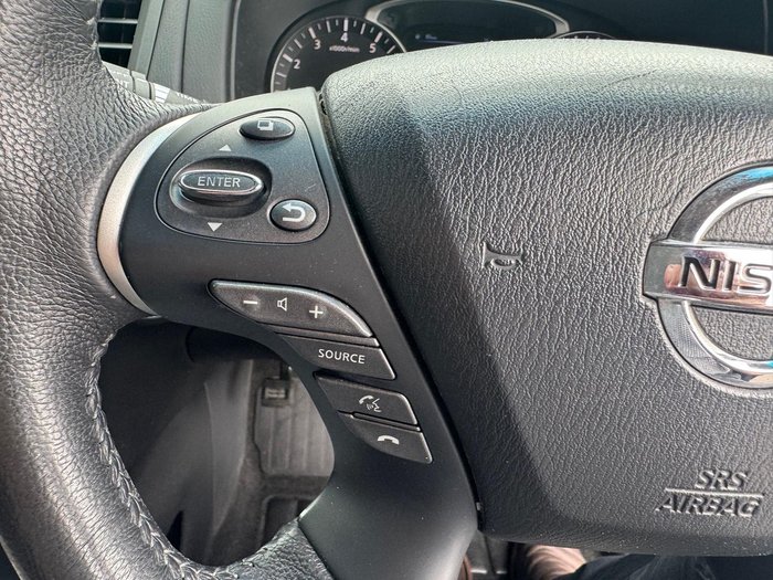 2013 Nissan Pathfinder ST-L