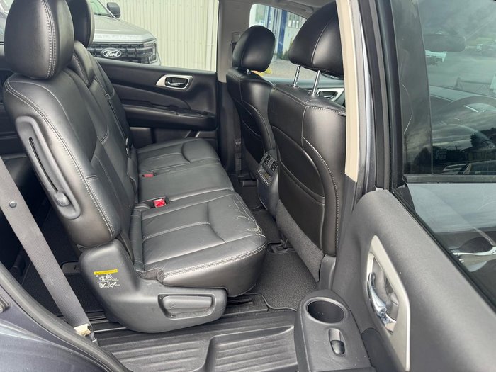 2013 Nissan Pathfinder ST-L