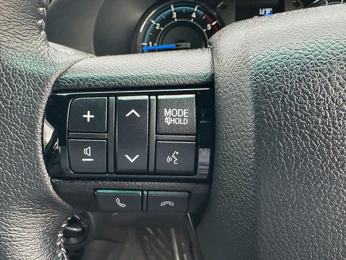 2022 Toyota Hilux Rogue