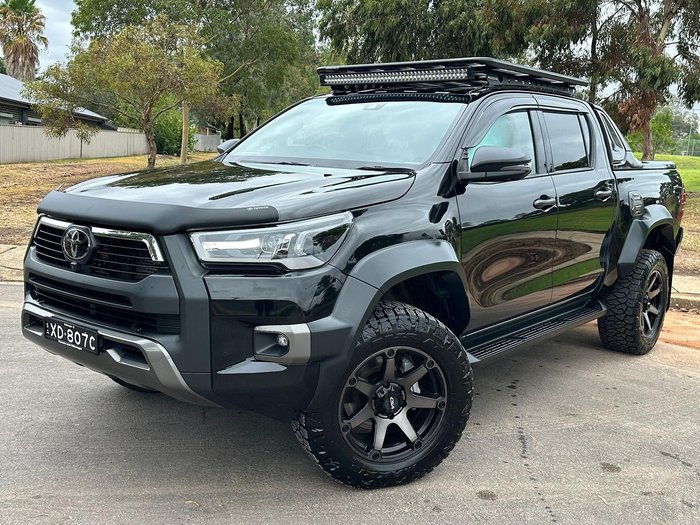 2022 Toyota Hilux Rogue