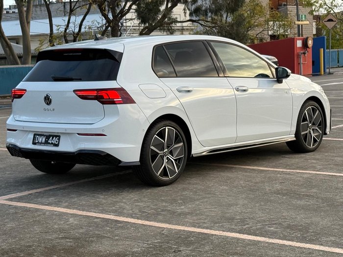 2025 Volkswagen Golf 110TSI R-Line