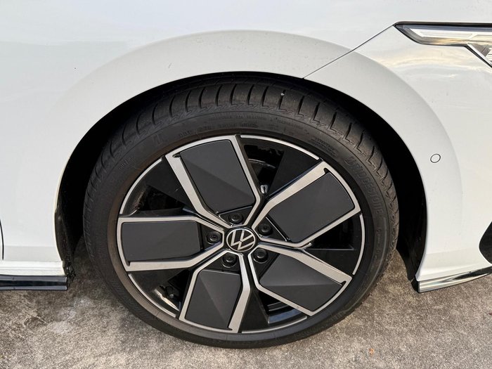 2025 Volkswagen Golf 110TSI R-Line