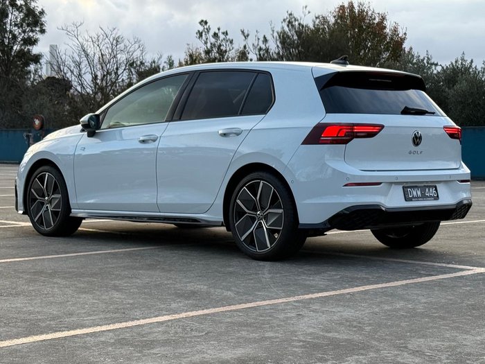 2025 Volkswagen Golf 110TSI R-Line