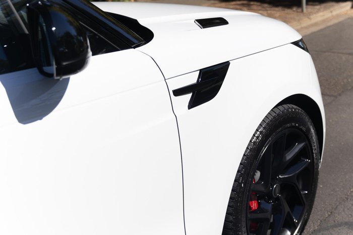 2025 Land Rover Range Rover Sport D250 Dynamic SE