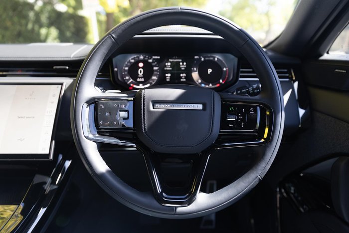 2025 Land Rover Range Rover Sport D250 Dynamic SE