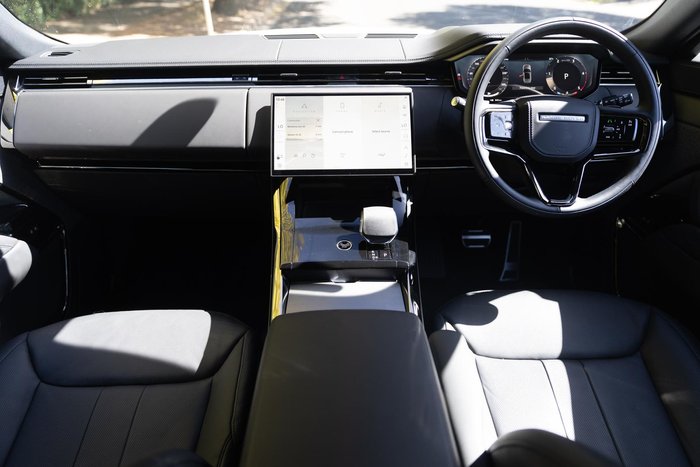 2025 Land Rover Range Rover Sport D250 Dynamic SE