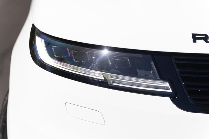 2025 Land Rover Range Rover Sport D250 Dynamic SE